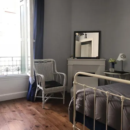 Biarritz, 2 Pieces, 4 Personnes - Fr-1-3-474 Apartment *