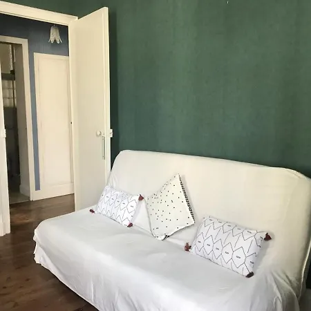 Biarritz, 2 Pieces, 4 Personnes - Fr-1-3-474 * Biarritz